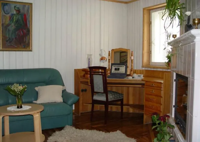 Külalistemaja White