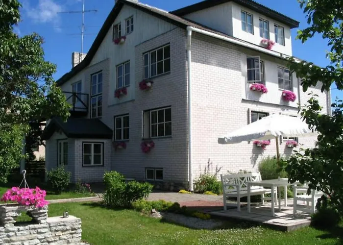 Külalistemaja White