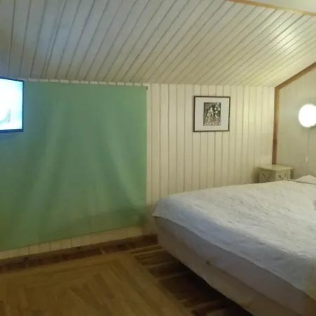 Külalistemaja White 2*